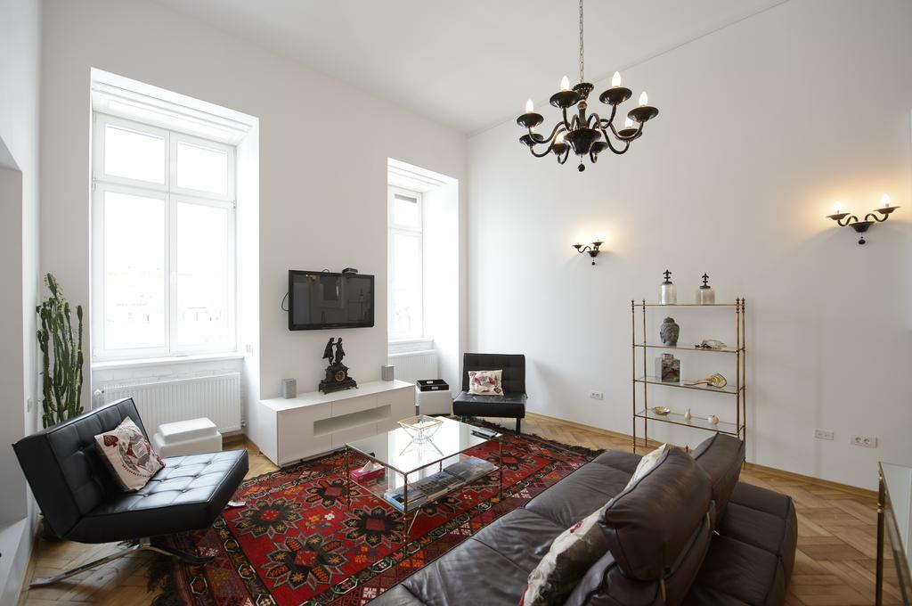 Casa Mandl Apartman Brassó Szoba fotó